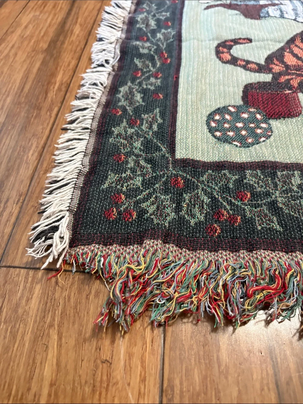 Disney Classic Pooh Christmas Fringed Throw Tapestry Blanket Goodwin Weavers